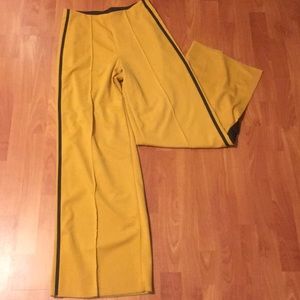 Zara high waisted, wide legged pants